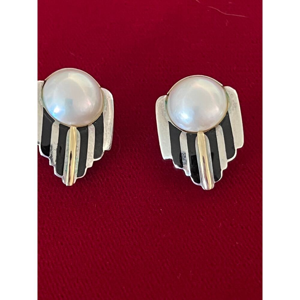Authentic Vintage Cartier Earrings - Picture 2 of 7